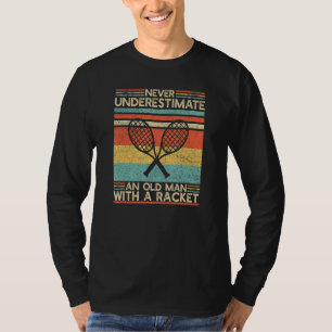 Oud Man met een racket tennis vader opa T-shirt
