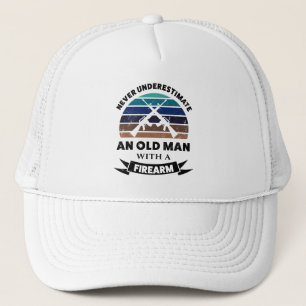 Oud Man met Firearm Funny Gift Dad Trucker Pet