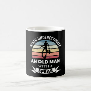 Oud Man met Spear Funny Spearfish Gift Papa Koffiemok
