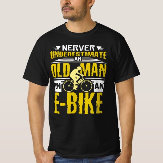 Oud Man op E-fiets T-shirt (Voorkant)