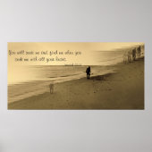 oud man op het strand - vers poster (Voorkant)