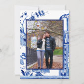 Oud marineblauw-wit chinoiserie bloemmotief save the date (Achterkant)