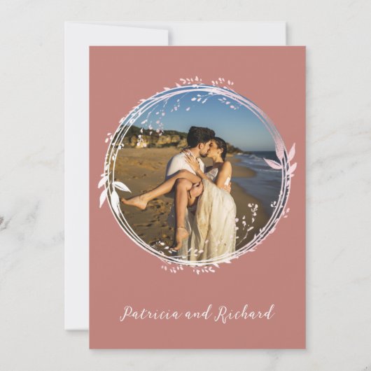 Oud Roos Monogram Elegant Wedding Uitnodiging (Achterkant)