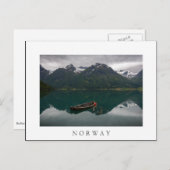 Oud rowboot en bergen in Noors briefkaart (Voorkant / Achterkant)