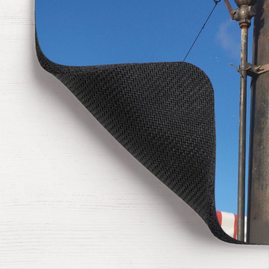 oud stoomfluitje met een witte pluim stoom muismat (Hoek)