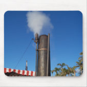 oud stoomfluitje met een witte pluim stoom muismat (Voorkant)