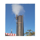 oud stoomfluitje met een witte pluim stoom notitieblok (Voorkant)