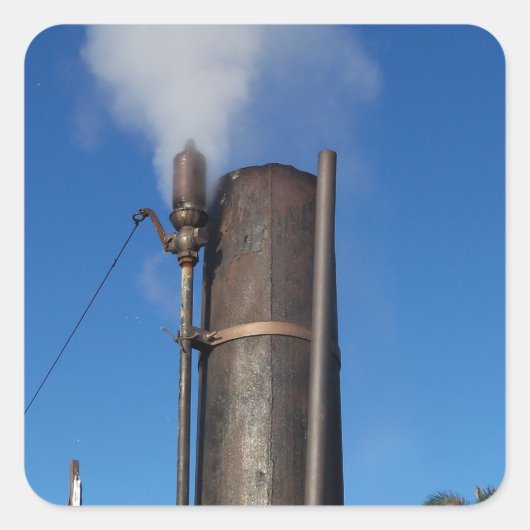 oud stoomfluitje met een witte pluim stoom vierkante sticker (Voorkant)