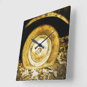  oud wiel van klassieke auto vierkante klok (Hoek)