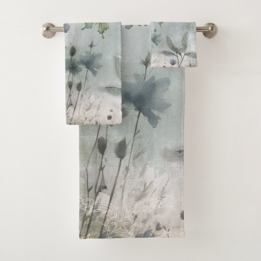Oude Abstracte Vlinders Bloemen Ontwerp 401 Bad Handdoek (Insitu)