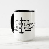 Oude advocaten sterven niet, ze verliezen gewoon h mok (Voorkant links)