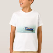 Oude Aiola boot. Kleine roeiboot in Seixal Bay. T-shirt (Voorkant)