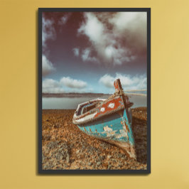 Oude Aiola. Traditionele Portugese boot op een str Poster