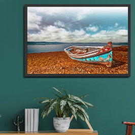 Oude Aiola. Traditionele Portugese boot op het str Poster