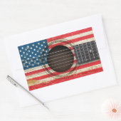 Oude akoestische gitaar met Amerikaanse vlag Rechthoekige Sticker (Envelop)
