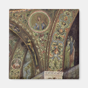 Oude architectuur, decoratieve boog in een kerk magneet