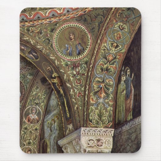 Oude architectuur, decoratieve boog in een kerk muismat (Voorkant)