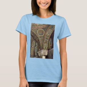 Oude architectuur, decoratieve boog in een kerk t-shirt