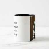 Oude astronautentheoreticus aan het werk tweekleurige koffiemok (Center)