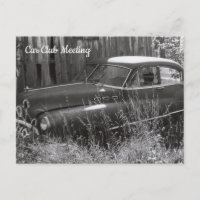 Oude auto achtergelaten in een Briefkaart