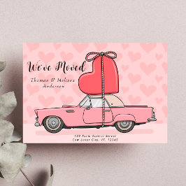 Oude Auto met Roze Hart We Zijn Verhuisd naar Nieu Aankondiging