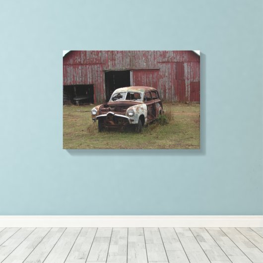 Oude auto, oude Barn Canvas Afdruk (Insitu (Houten vloer))