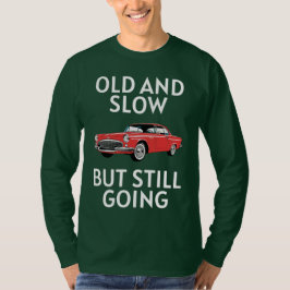 Oude auto rijdt nog t-shirt