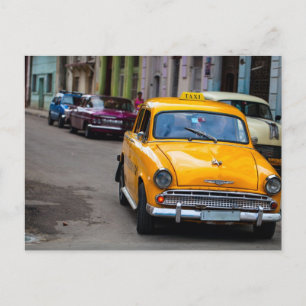 Oude auto's op de straten van Havana Briefkaart