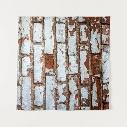 Oude  bakstenen wand met gestrooid wit gipsplaat wandkleed (Voorkant (horizontaal))