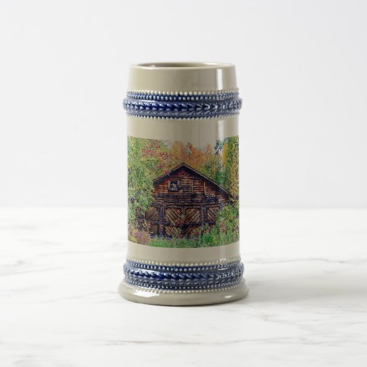 Oude Barn in de Herfst Bierpul (Center)