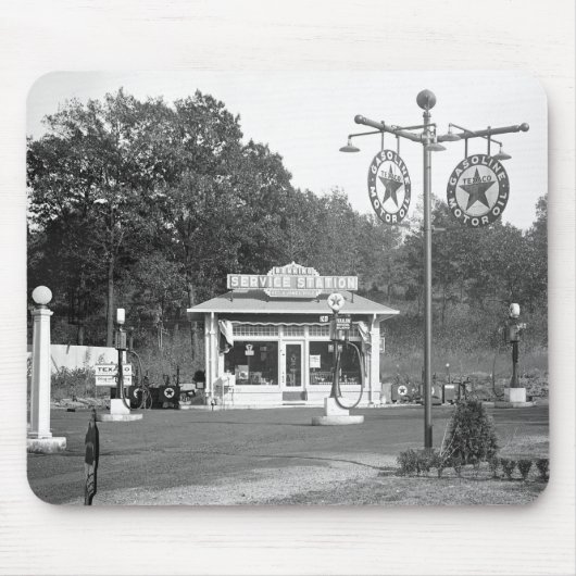 Oude benzinestation, 1925 muismat (Voorkant)