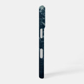 Oude besneeuwde dennenbos iPhone 16 hoesje (Rechterkant)