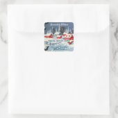 Oude besneeuwde kerst rode huizen, kerk vierkante sticker (Tas)