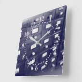 Oude bibliotheekladen vierkante klok (Hoek)