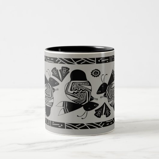 Oude bijen en bloemen op de mok (Center)