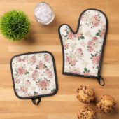 Oude bloemen op wit ovenwant & pannenlap set (Top down)