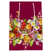 Oude bloemige lente primula's Cute Chic Burgundy Medium Cadeauzakje (Achterkant)