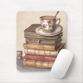 Oude  boeken en een kopje koffie muismat (Met muis)
