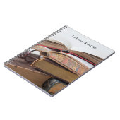 Oude boeken met een bril notitieboek (Linkerzijde)