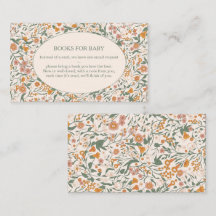 Oude boeken voor baby in cottage tuin