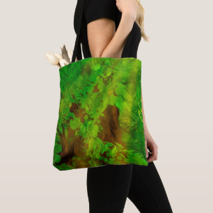 Oude boom dikke takken groen en zon tote bag
