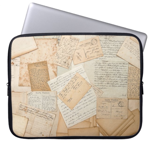 Oude brieven, handtekeningen,  briefkaarten, e laptop sleeve (Voorkant)