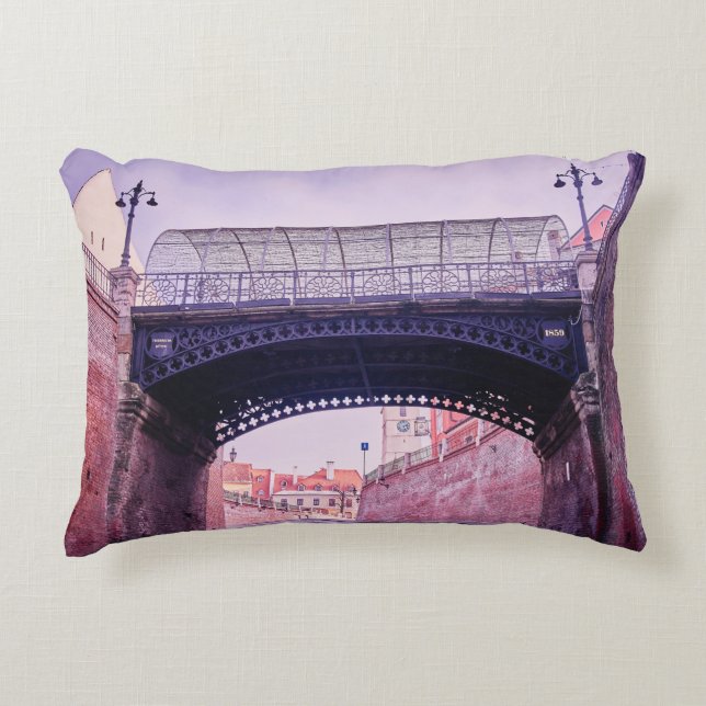 Oude brug, middeleeuws bridgeantique, boog, archie accent kussen (Voorkant)
