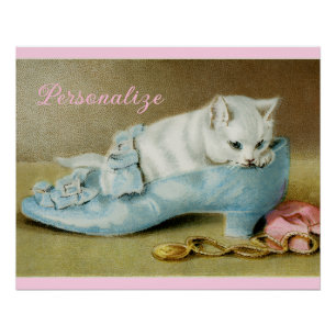 Oude charmante witte kat in een blauwe satijnen sc perfect poster