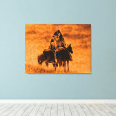 Oude Cheyenne krijgers omwikkeld canvas print (Insitu (Houten vloer))