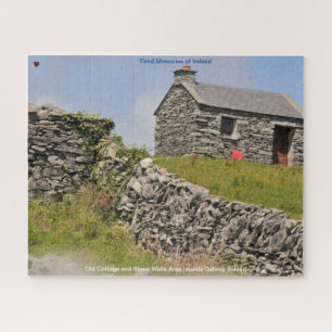 Oude Cottage en Stenen Muren Galway Ierland. Jigsa Legpuzzel