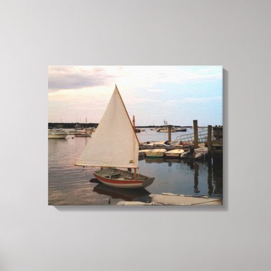 Oude Cotuit Dinghy op Sunset Stretched Canvas Prin Afdruk (Voorkant)