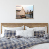 Oude Cotuit Dinghy op Sunset Stretched Canvas Prin Afdruk (Insitu (Slaapkamer))