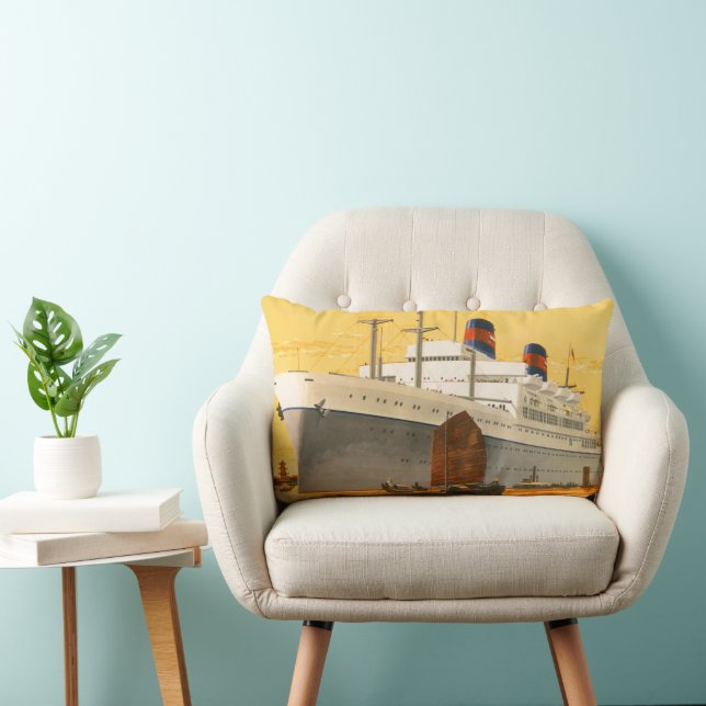 Oude cruiseschip naar het Oosten met jonkboten Kussen (Stoel)