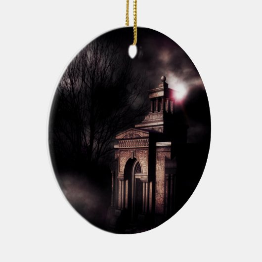 Oude crypt in het donkere bos keramisch ornament (Rechts)